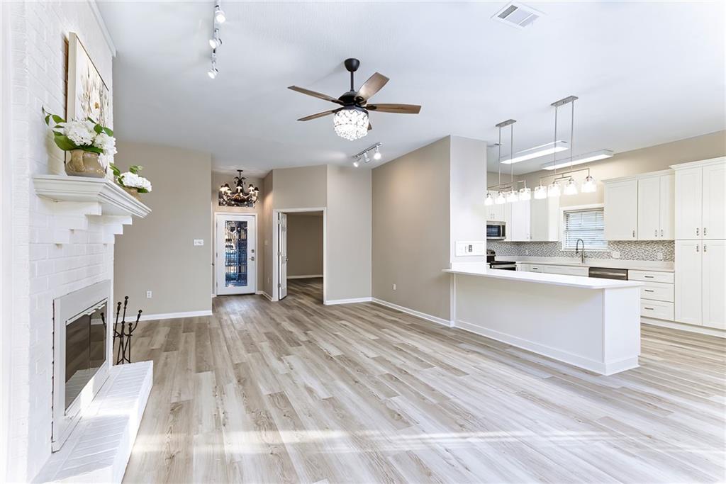 214 Moonraker Drive Slidell, LA 70458 - Photo 7 of 38