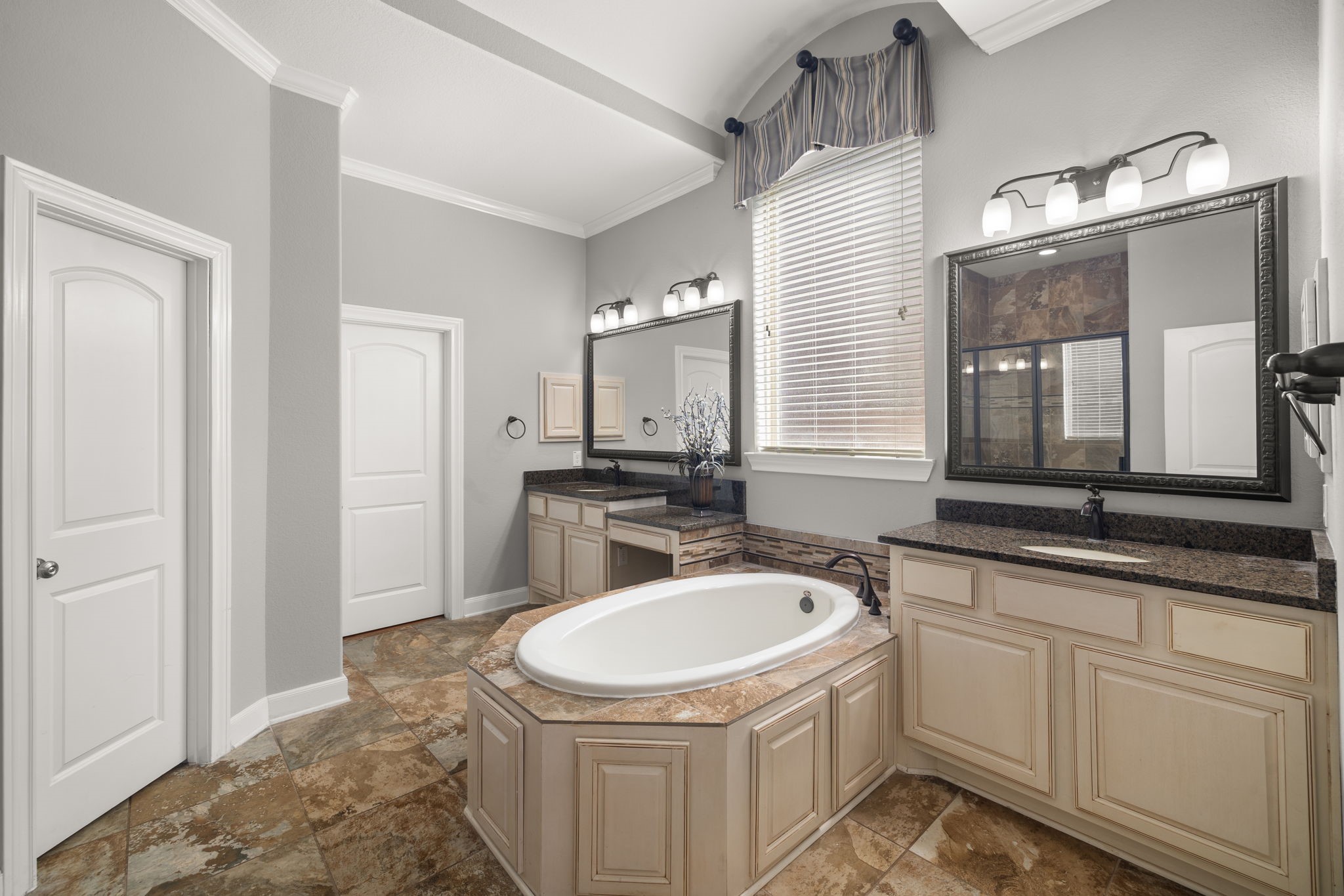 11 Canoe Bend Drive Spring, TX 77389 - Photo 14 of 24