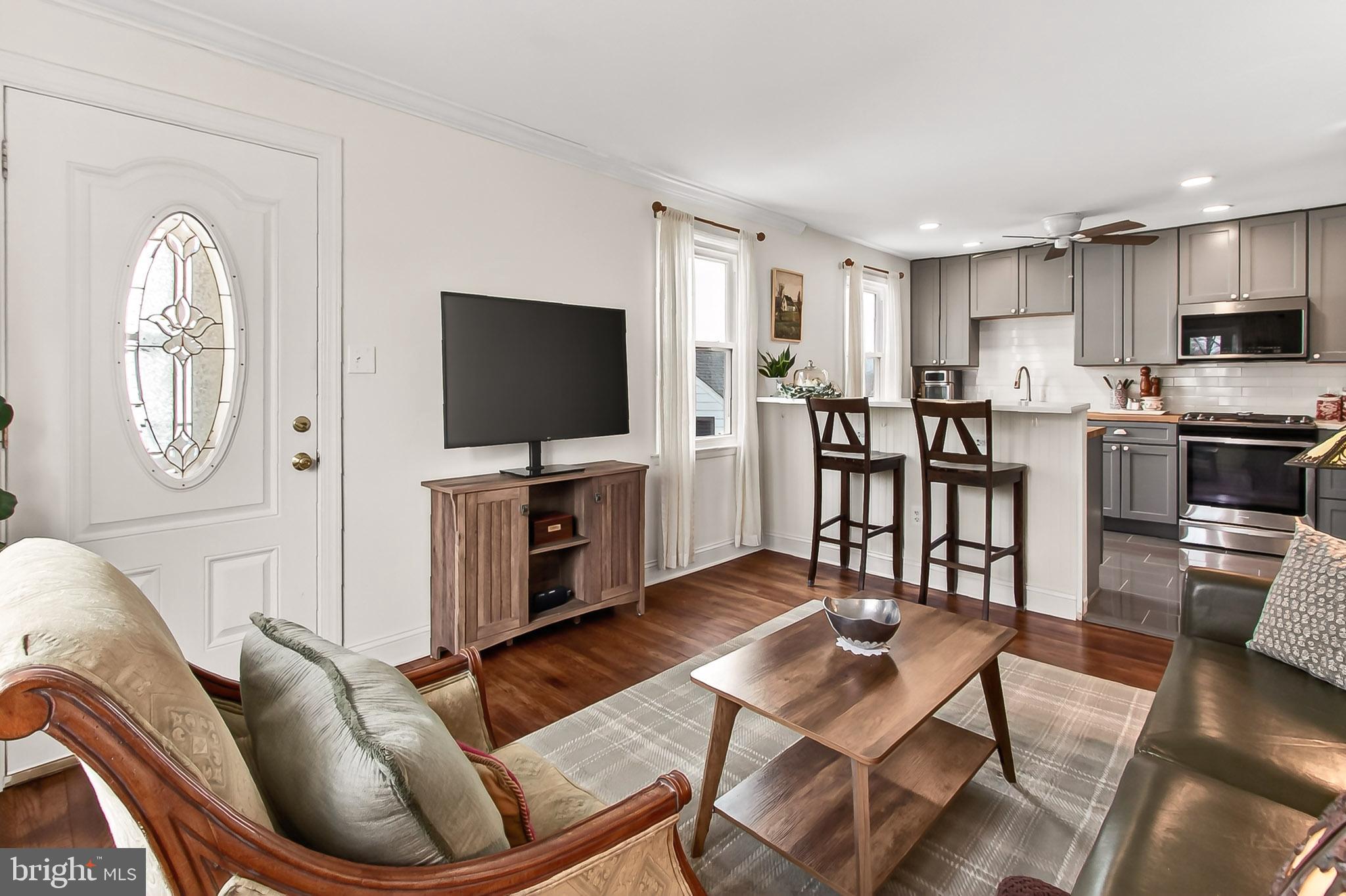 3121 Westley Road Falls Church, VA 22042 - Photo 12 of 48 Great open flow