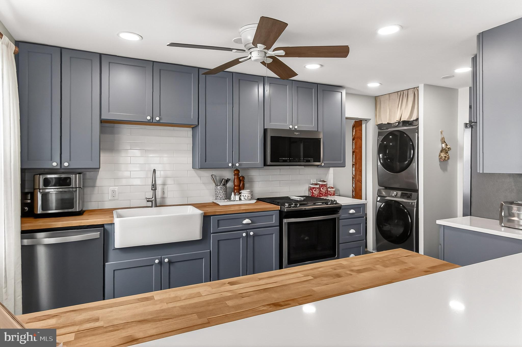 3121 Westley Road Falls Church, VA 22042 - Photo 14 of 48 Look at the kitchen!