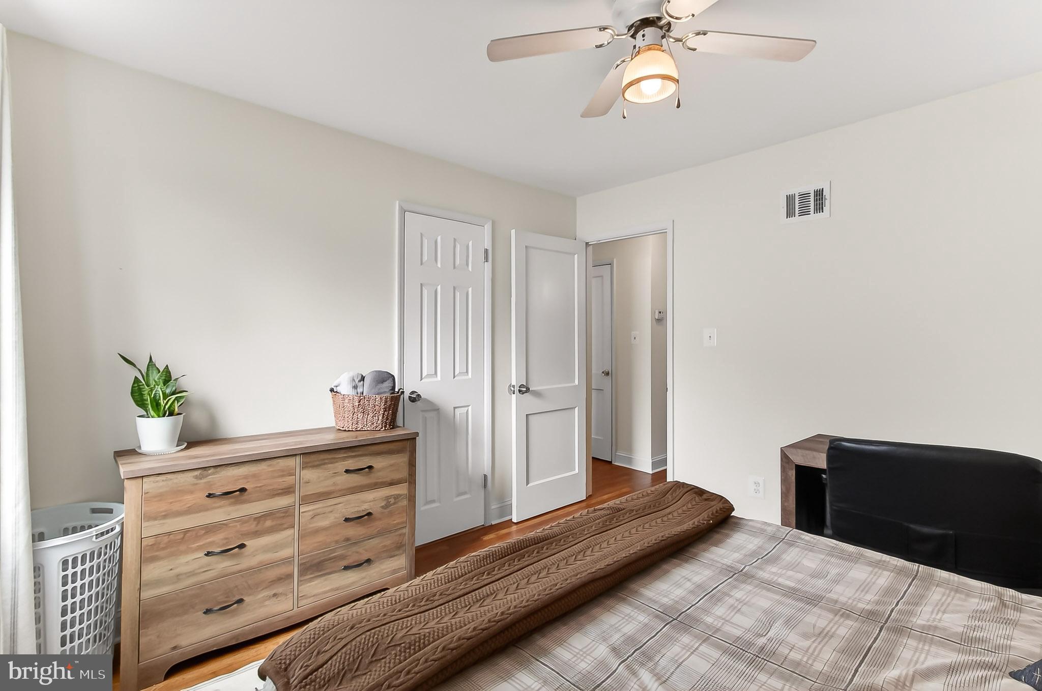 3121 Westley Road Falls Church, VA 22042 - Photo 32 of 48 Great layout