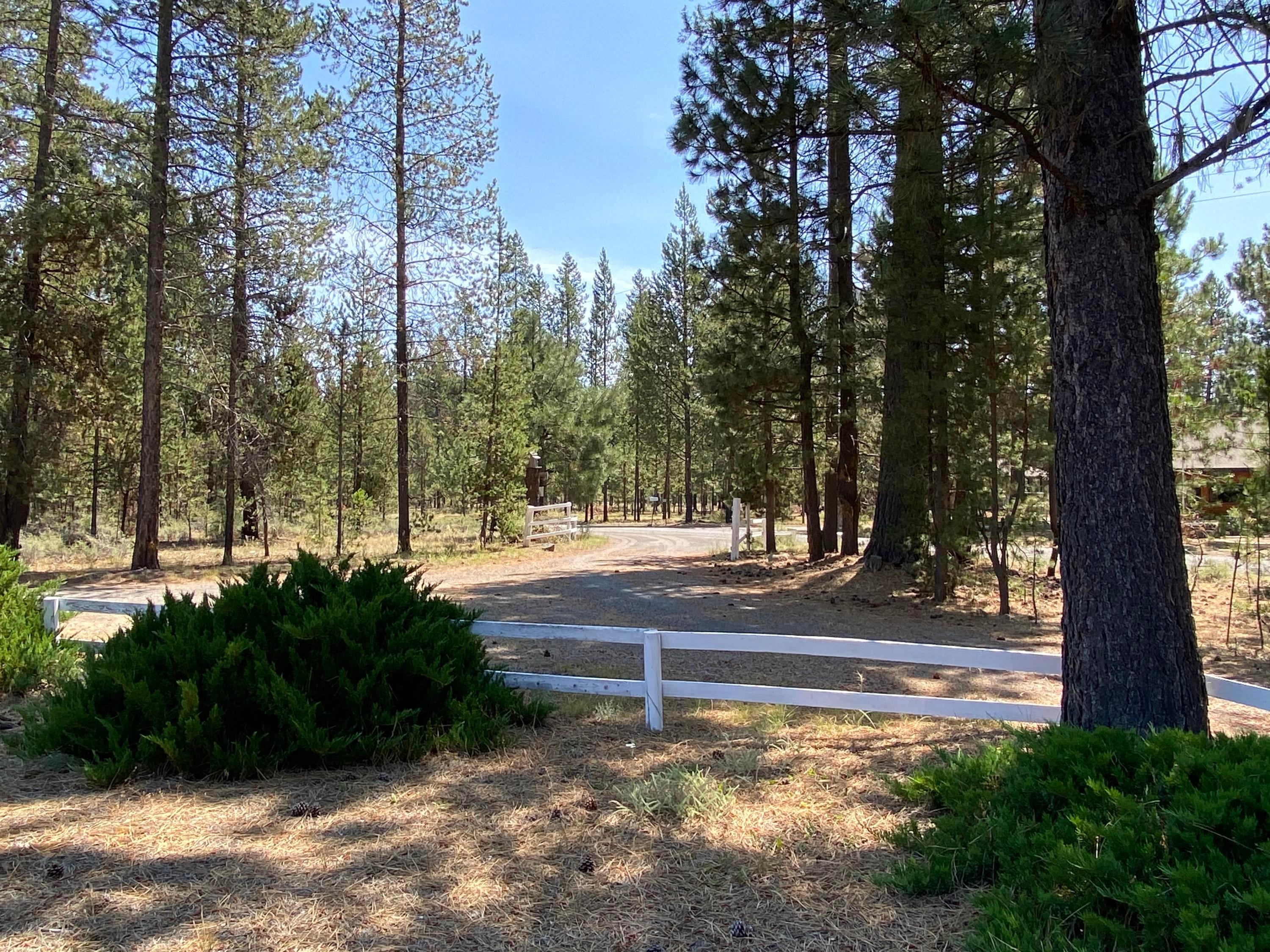 52055 Read Loop La Pine, OR 97739 - Photo 34 of 36 Wonderful Property