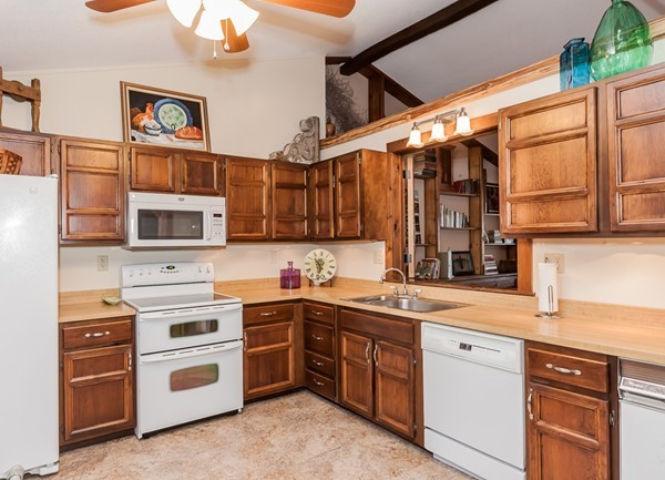 24 Beach Road Ware, MA 01082 - Photo 10 of 30
