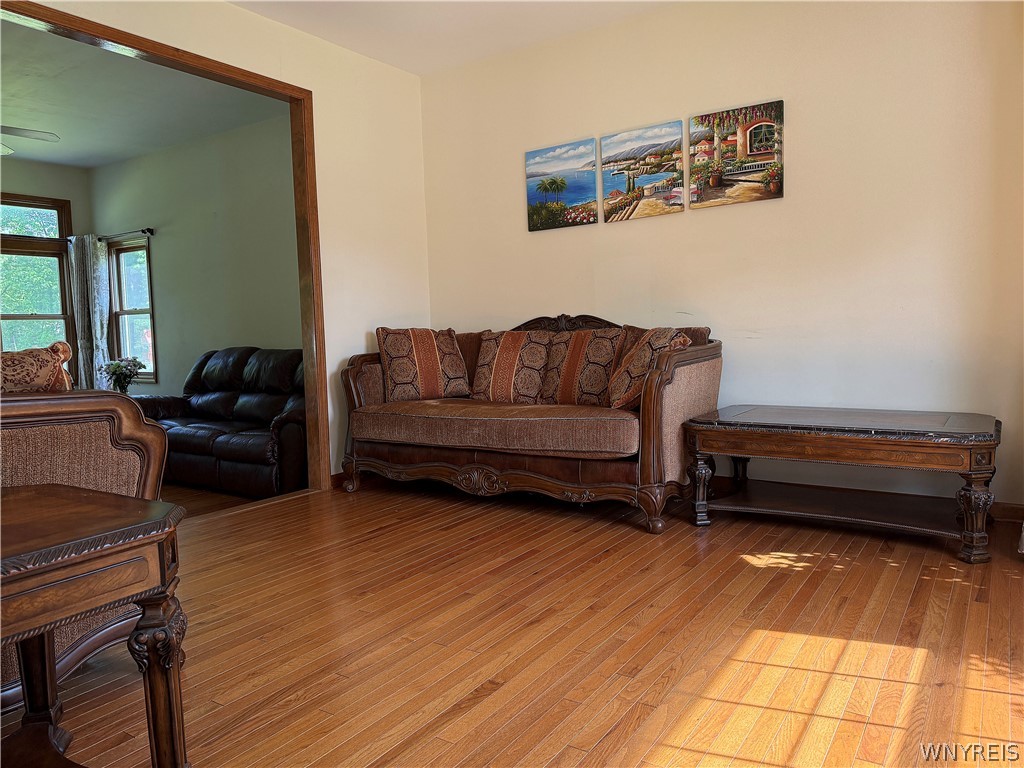 193 Meadow Spring Lane Amherst, NY 14051 - Photo 8 of 47