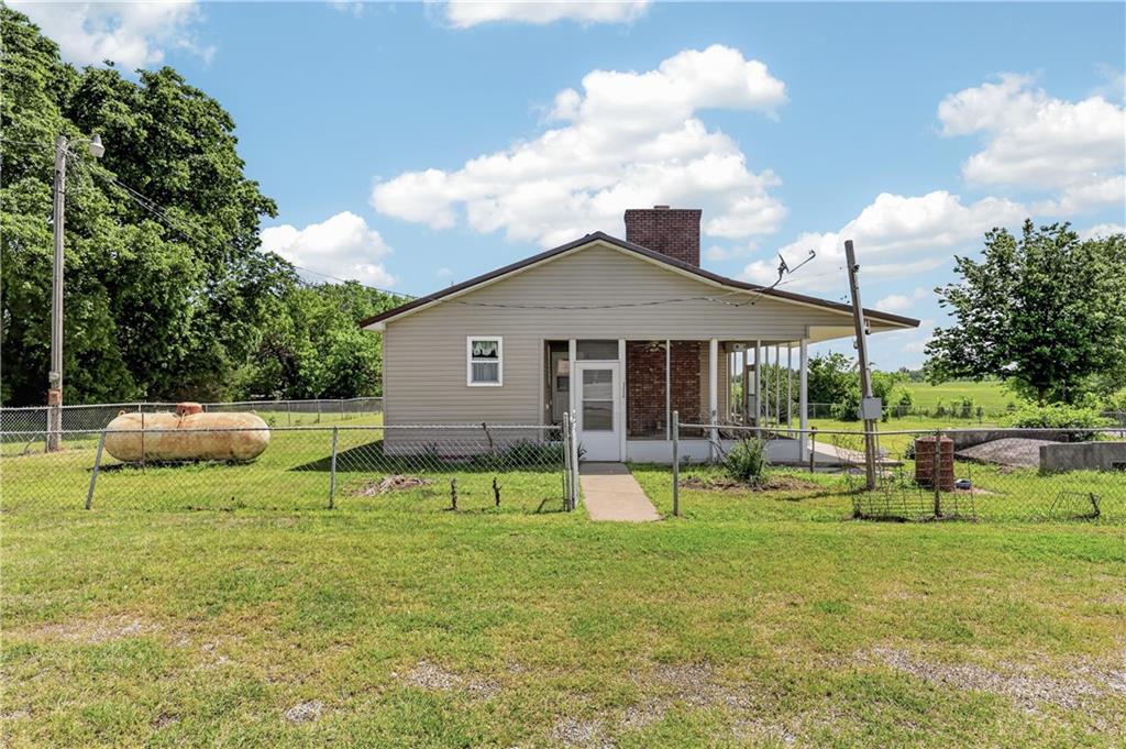 10784 Southwest 70th Street Chetopa, KS 67336 - Photo 6 of 38