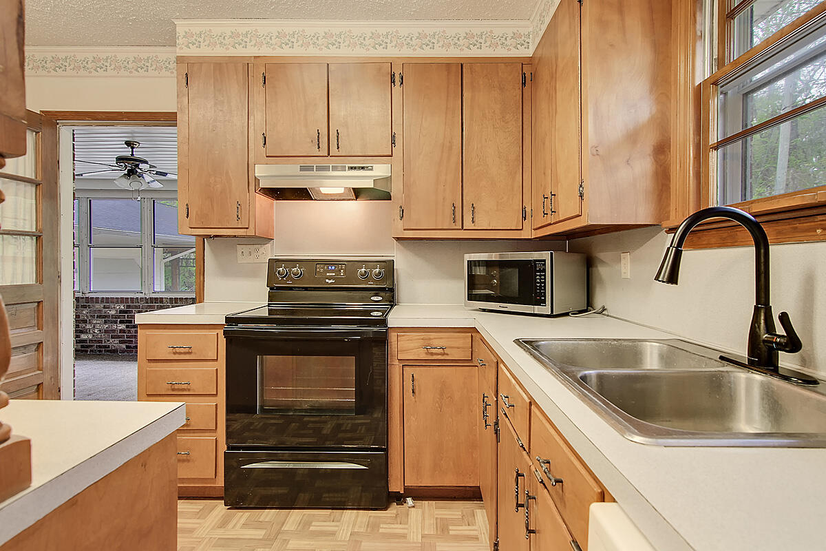 309 Beltline Road Summerville, SC 29486 - Photo 15 of 49 CREM_309 Beltine_036