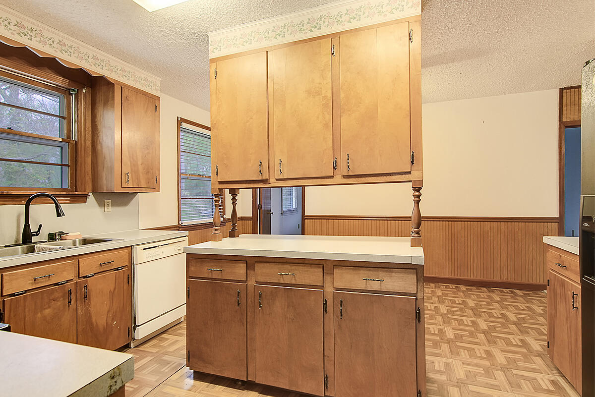 309 Beltline Road Summerville, SC 29486 - Photo 16 of 49 CREM_309 Beltine_035