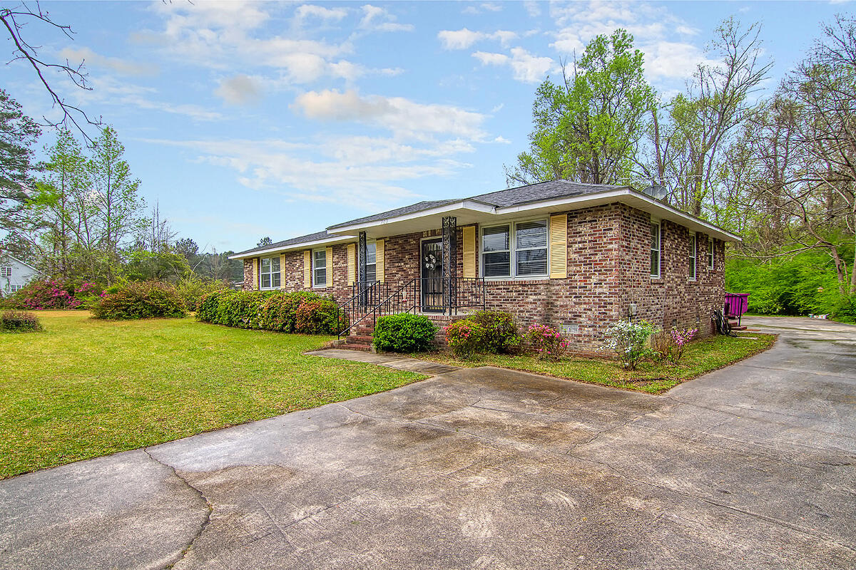 309 Beltline Road Summerville, SC 29486 - Photo 3 of 49 CREM_309 Beltine_040