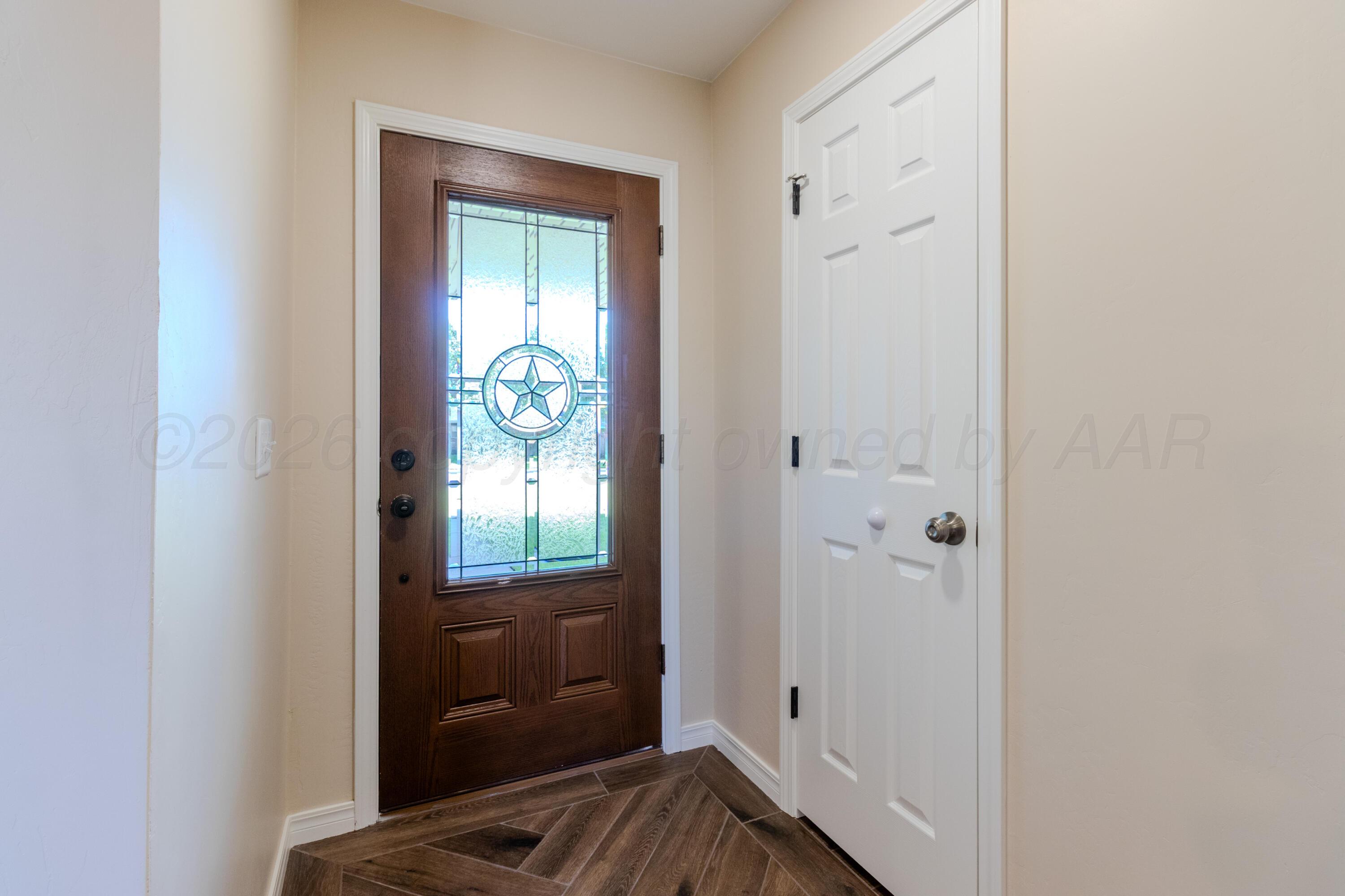 5210 Royce Drive Amarillo, TX 79110 - Photo 5 of 34 05