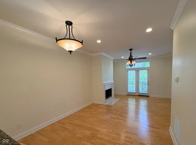 $2,200 | 949 Junction Place, Indianapolis, IN 46220