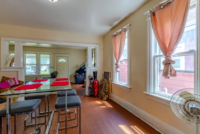 $129,900 | 4047 North 19th Street, Unit 4049, Milwaukee, WI 53209