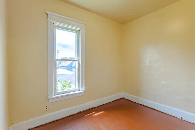 $129,900 | 4047 North 19th Street, Unit 4049, Milwaukee, WI 53209