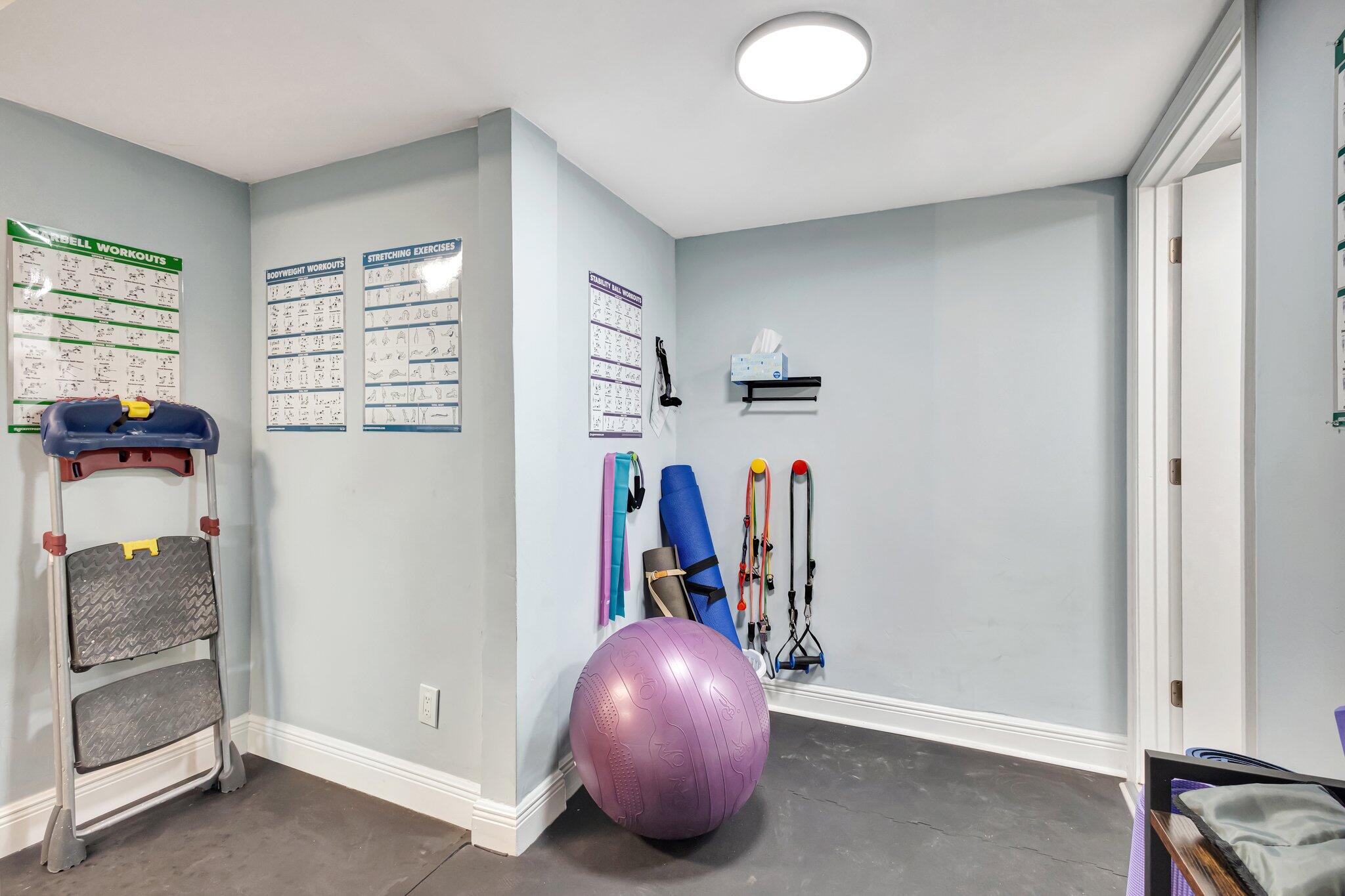 1100 Surf Road, Unit 105 Singer Island, FL 33404 - Photo 45 of 48 Gym