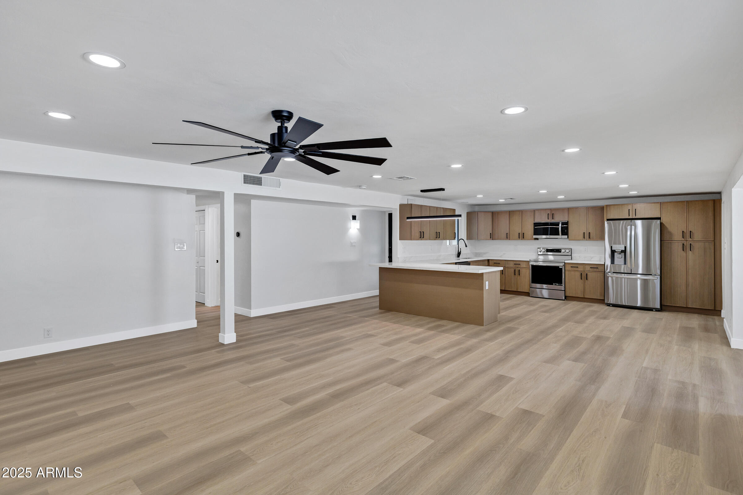 1618 West Lamar Road Phoenix, AZ 85015 - Photo 11 of 30 1618 W Lamar Rd-8