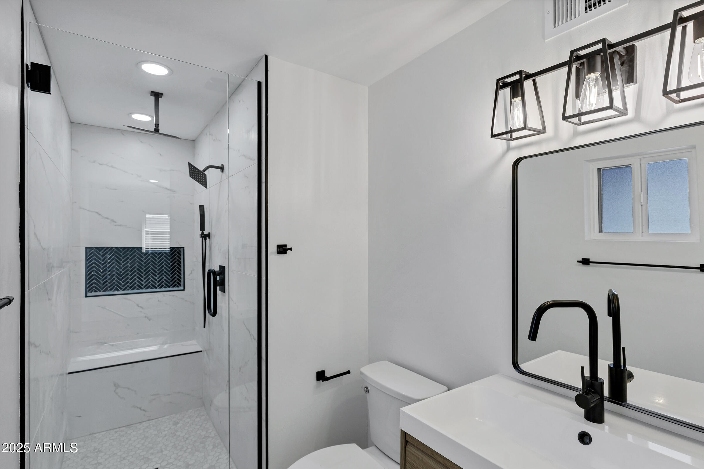 1618 West Lamar Road Phoenix, AZ 85015 - Photo 22 of 30 1618 W Lamar Rd-22