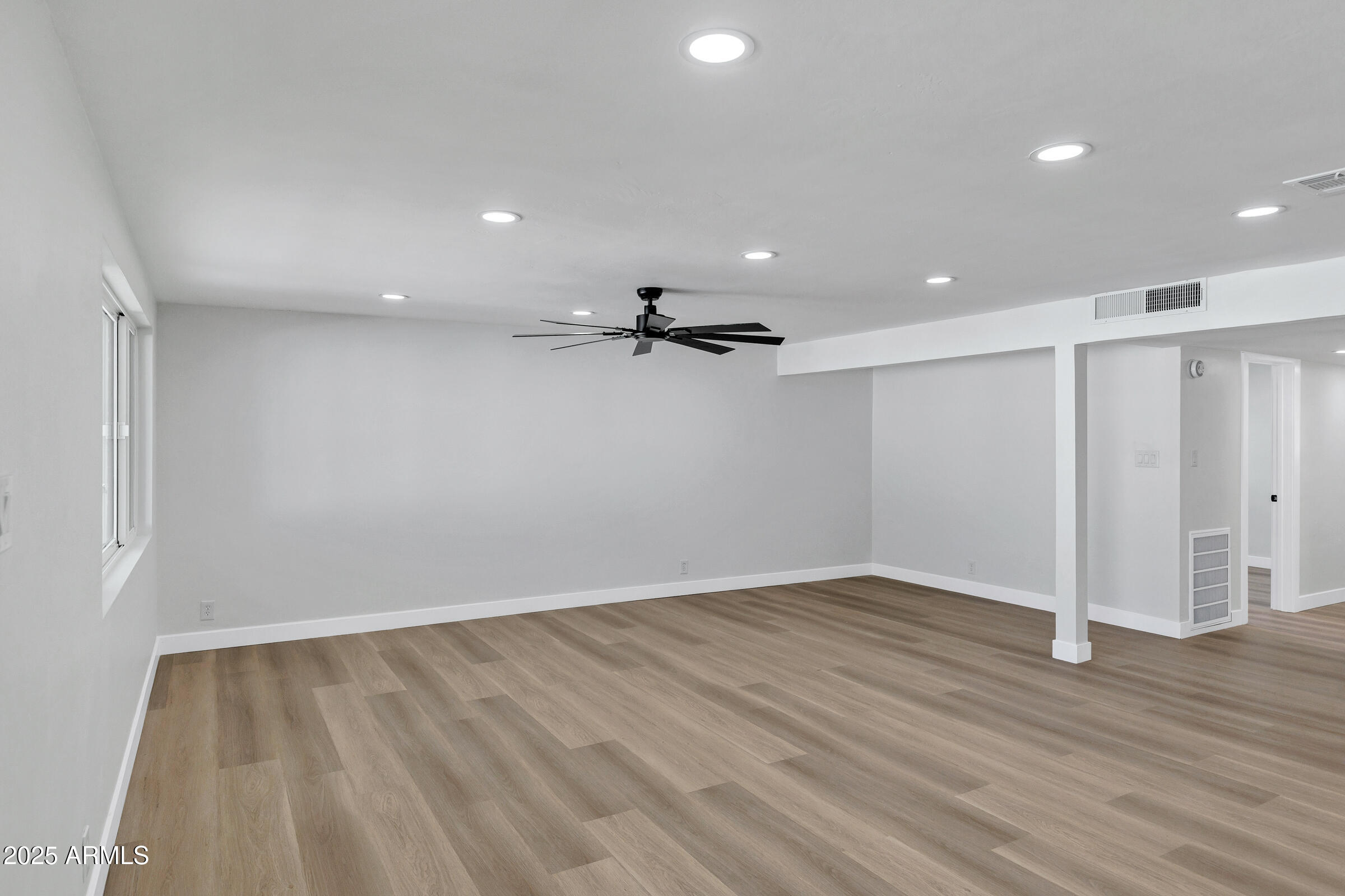 1618 West Lamar Road Phoenix, AZ 85015 - Photo 9 of 30 1618 W Lamar Rd-7