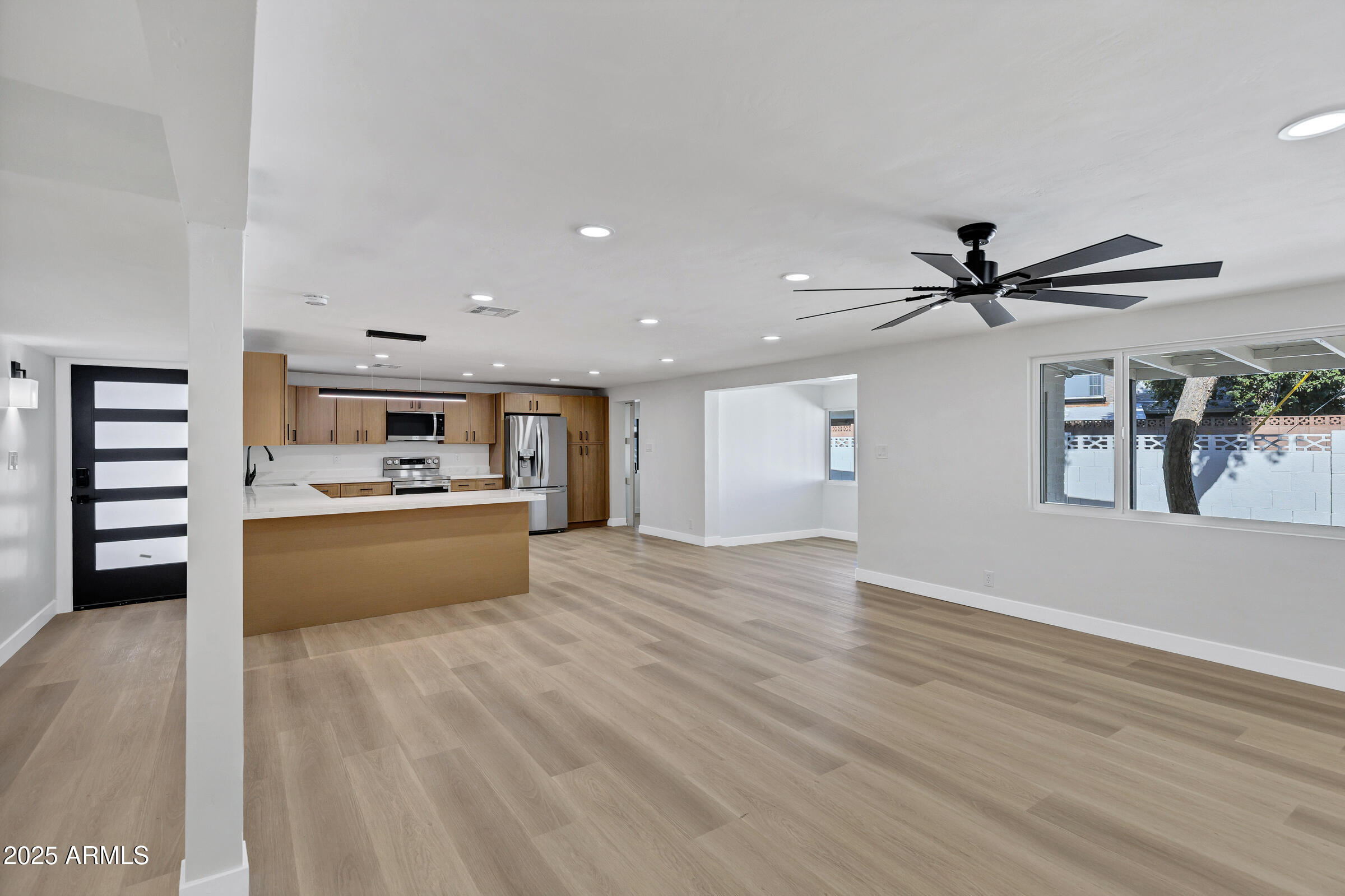 1618 West Lamar Road Phoenix, AZ 85015 - Photo 10 of 30 1618 W Lamar Rd-6