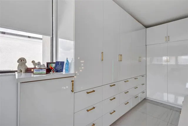 $7,995 | 530 East Central Boulevard, Unit 1901, Orlando, FL 32801