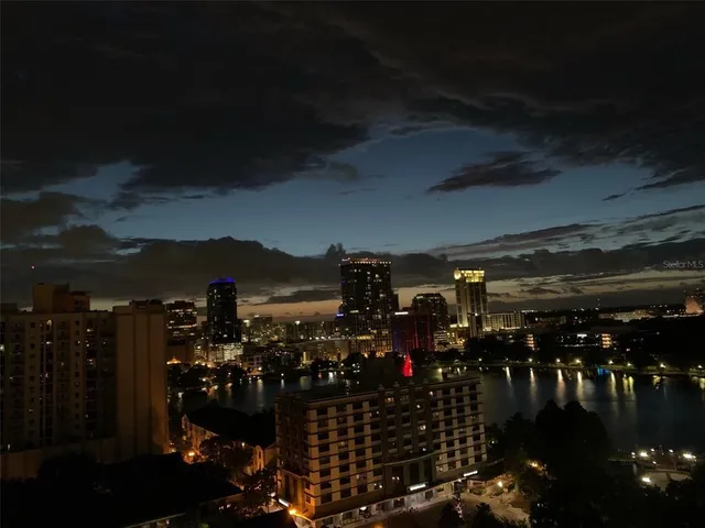 $7,995 | 530 East Central Boulevard, Unit 1901, Orlando, FL 32801