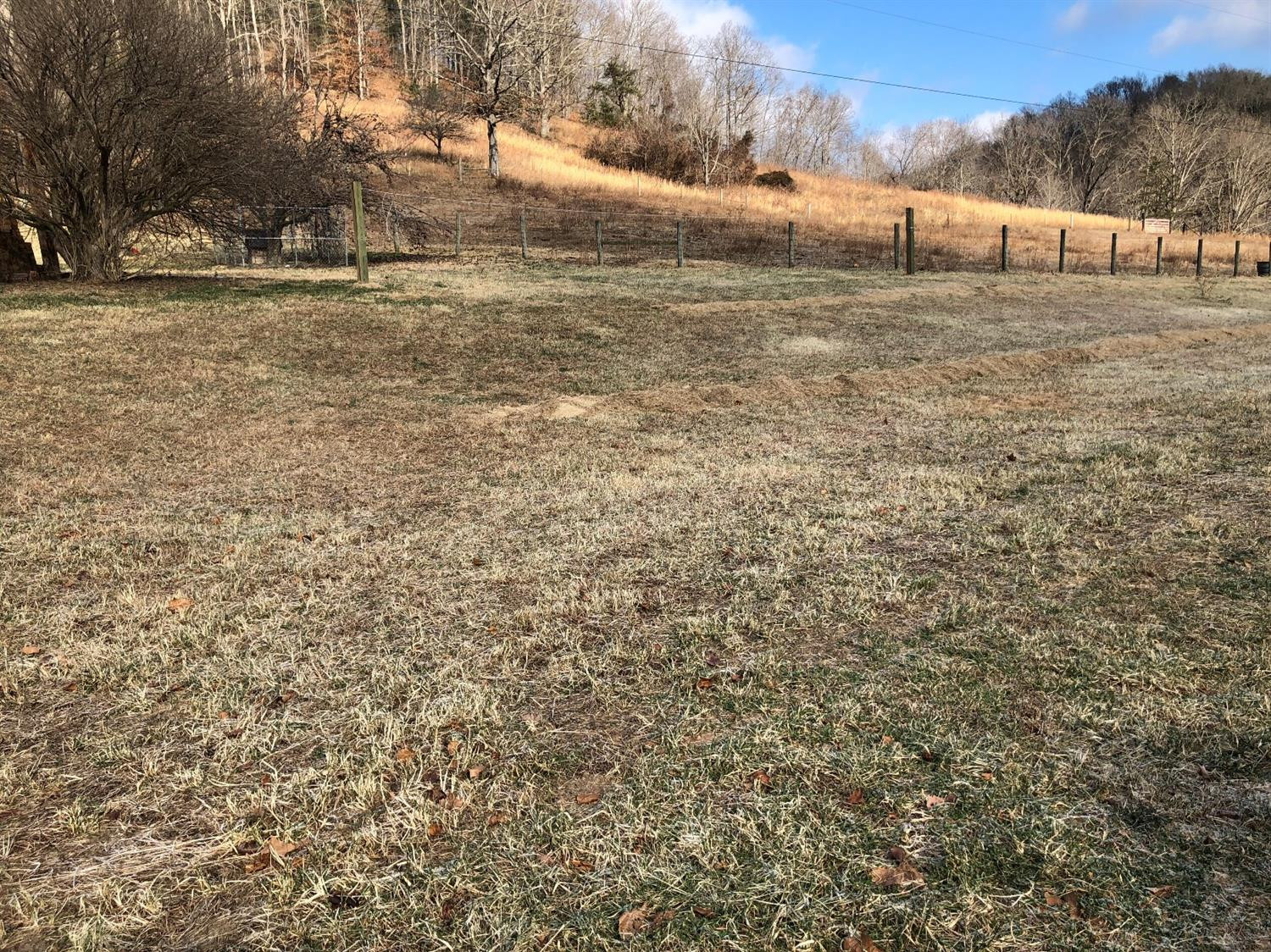 212 Plains Road Frenchburg, KY 40322 - Photo 9 of 24 Photo 9