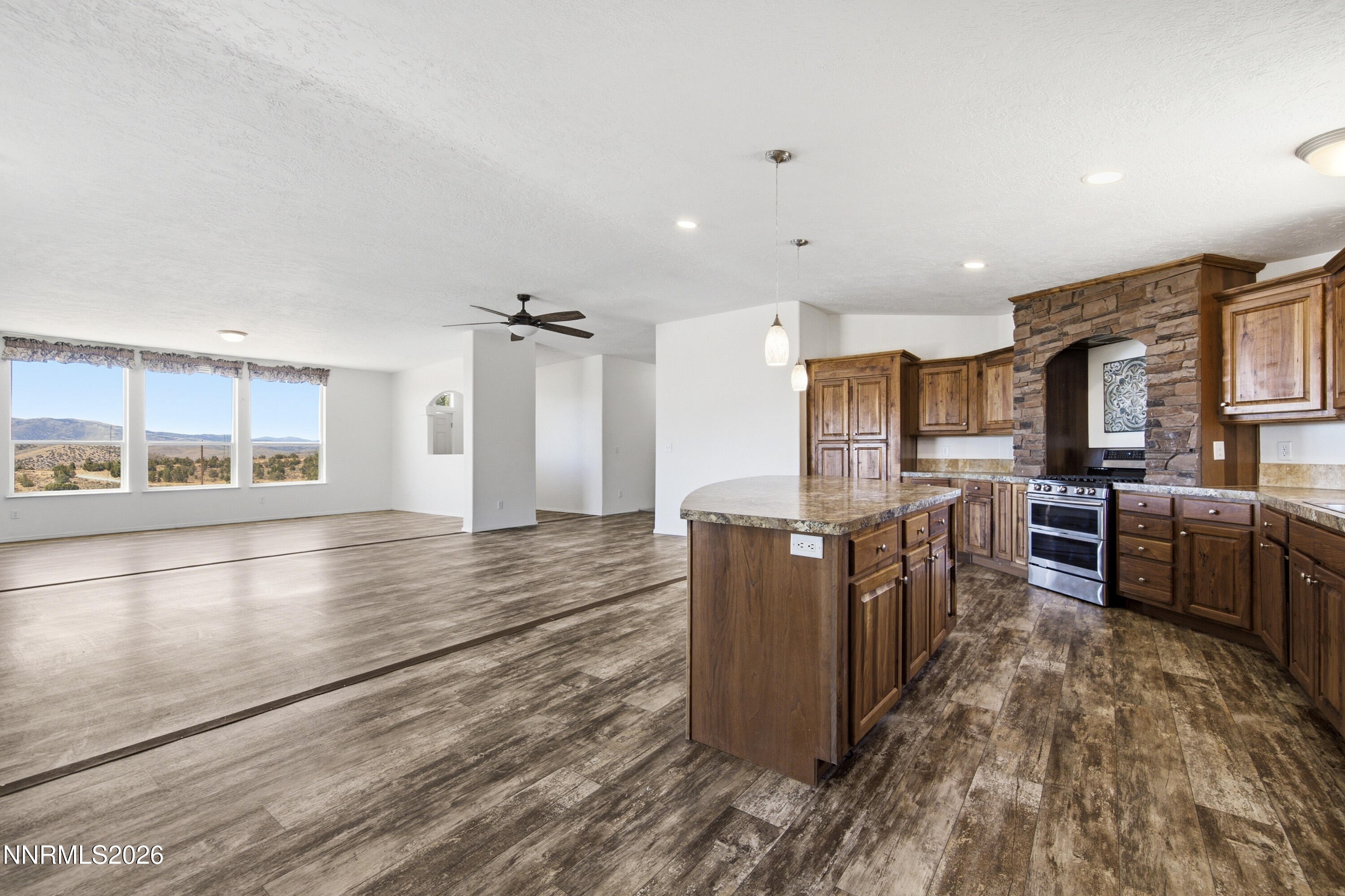 1260 Goldstone Road Reno, NV 89508 - Photo 17 of 87 Goldstone1260-060