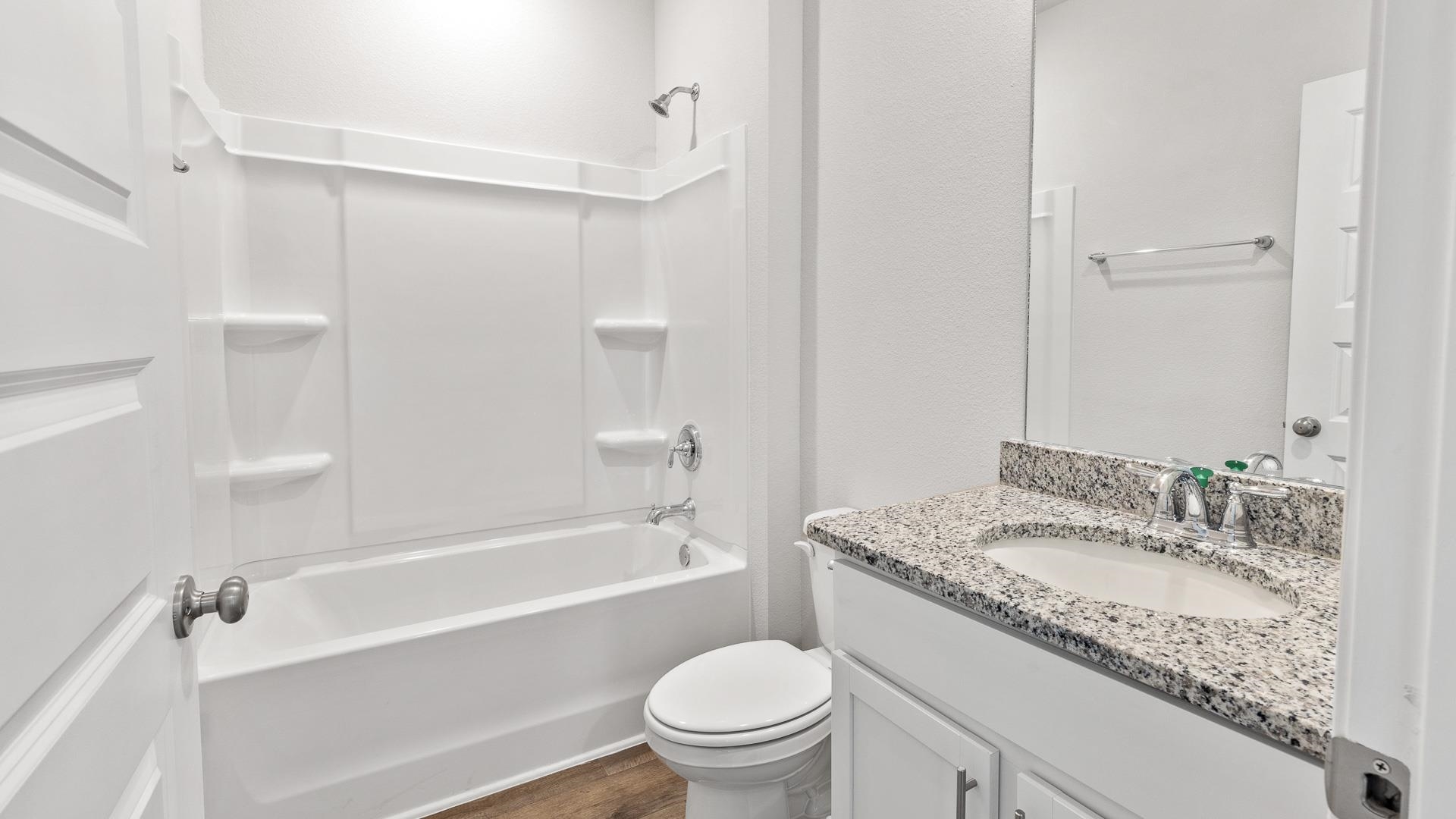 16799 Rocher Court Foley, AL 36535 - Photo 6 of 28 Bathroom
