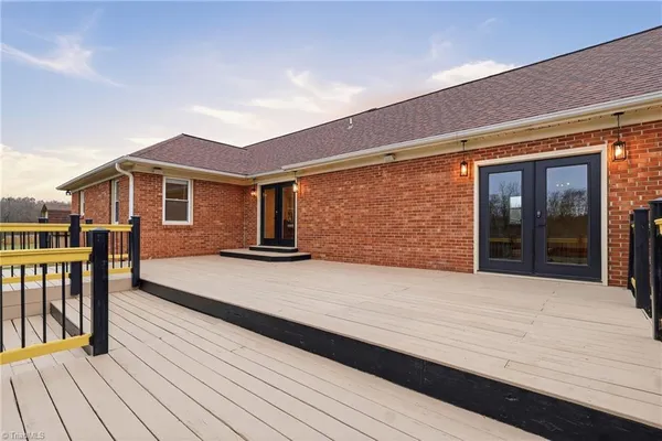 $535,000 | 7585 Dubach Road, Summerfield, NC 27358