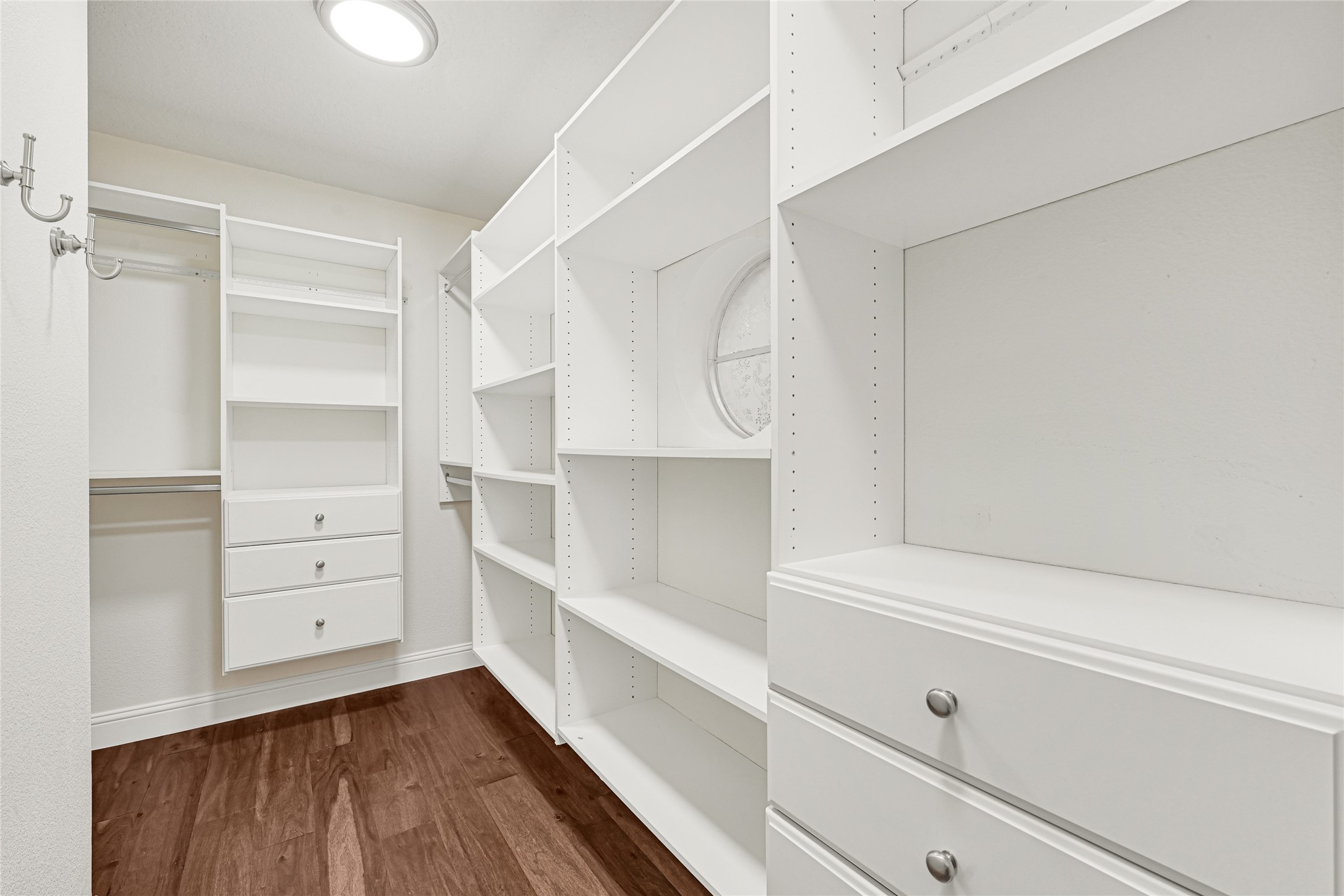 28402 Ascot Farms Road Magnolia, TX 77354 - Photo 27 of 40 Primary Closet