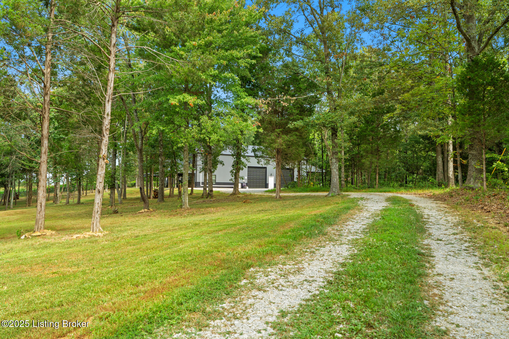 1340 Bobby Haynes Road Harned, KY 40144 - Photo 2 of 29 DSC07427