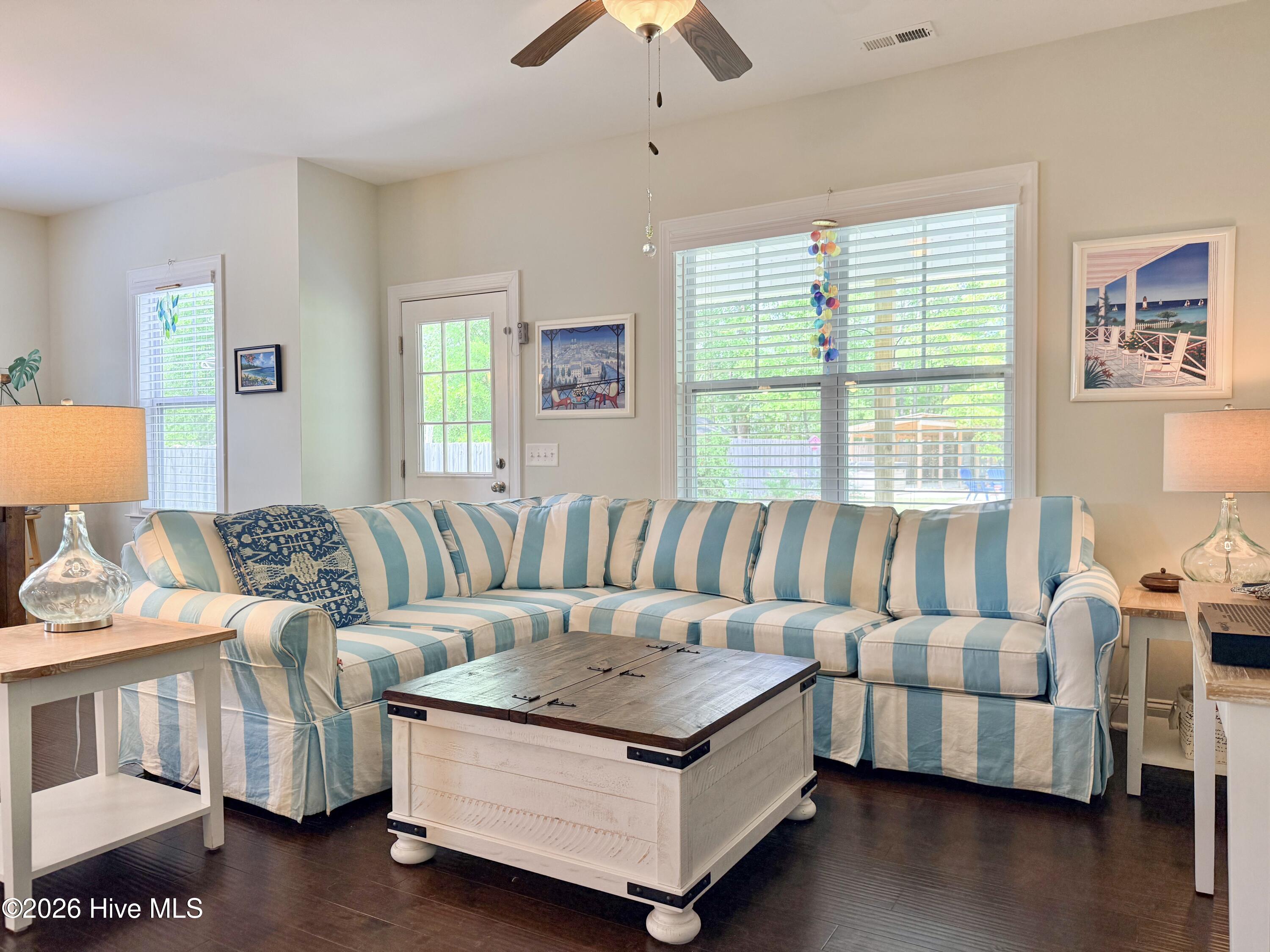 44 Strut Way Rocky Point, NC 28457 - Photo 67 of 107 Living Room