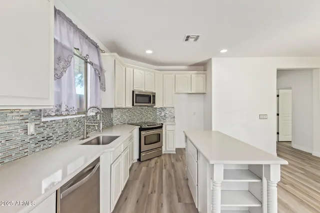 $615,000 | 3853 East Claxton Avenue, Gilbert, AZ 85297