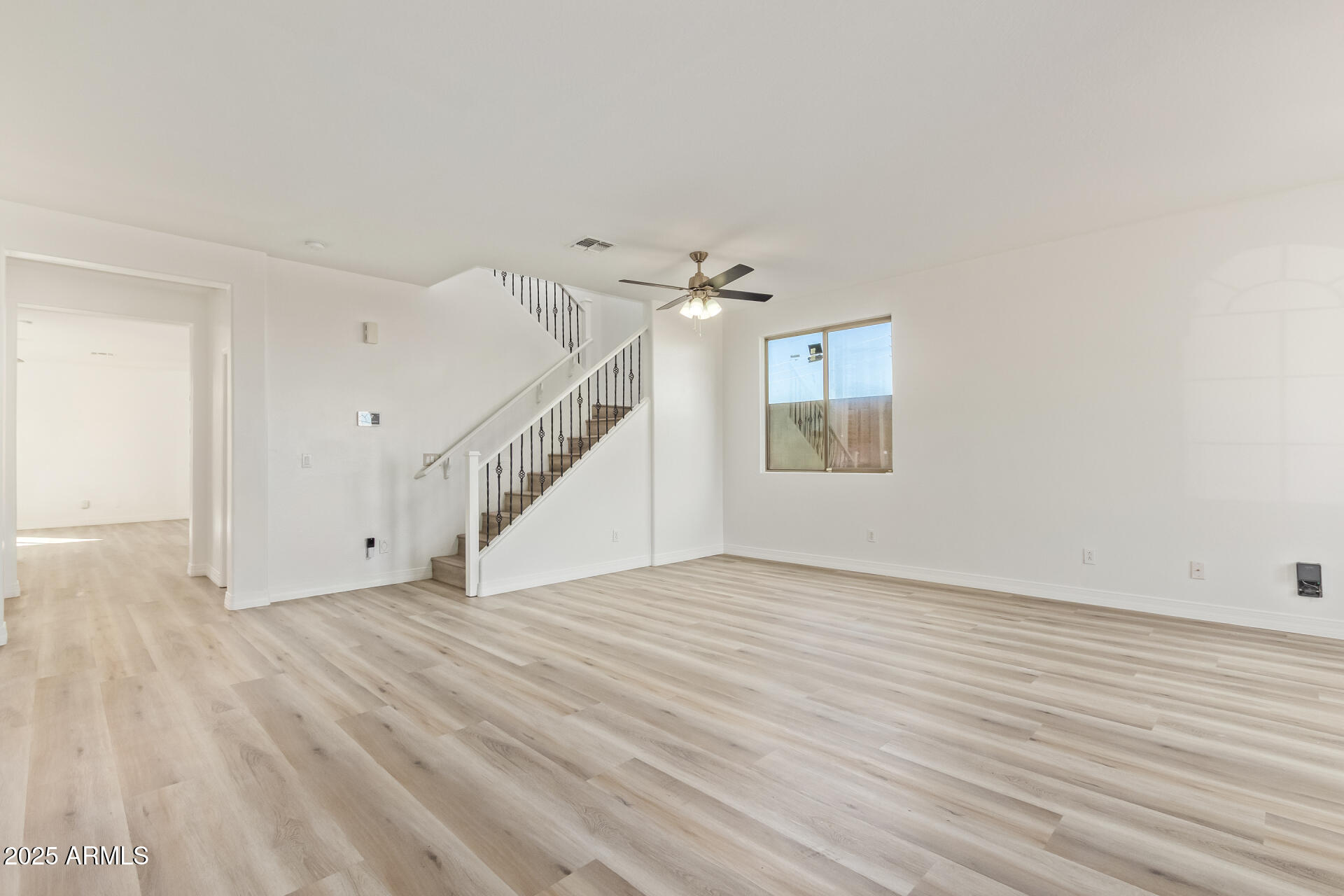 3853 East Claxton Avenue Gilbert, AZ 85297 - Photo 5 of 37 08 - Claxton