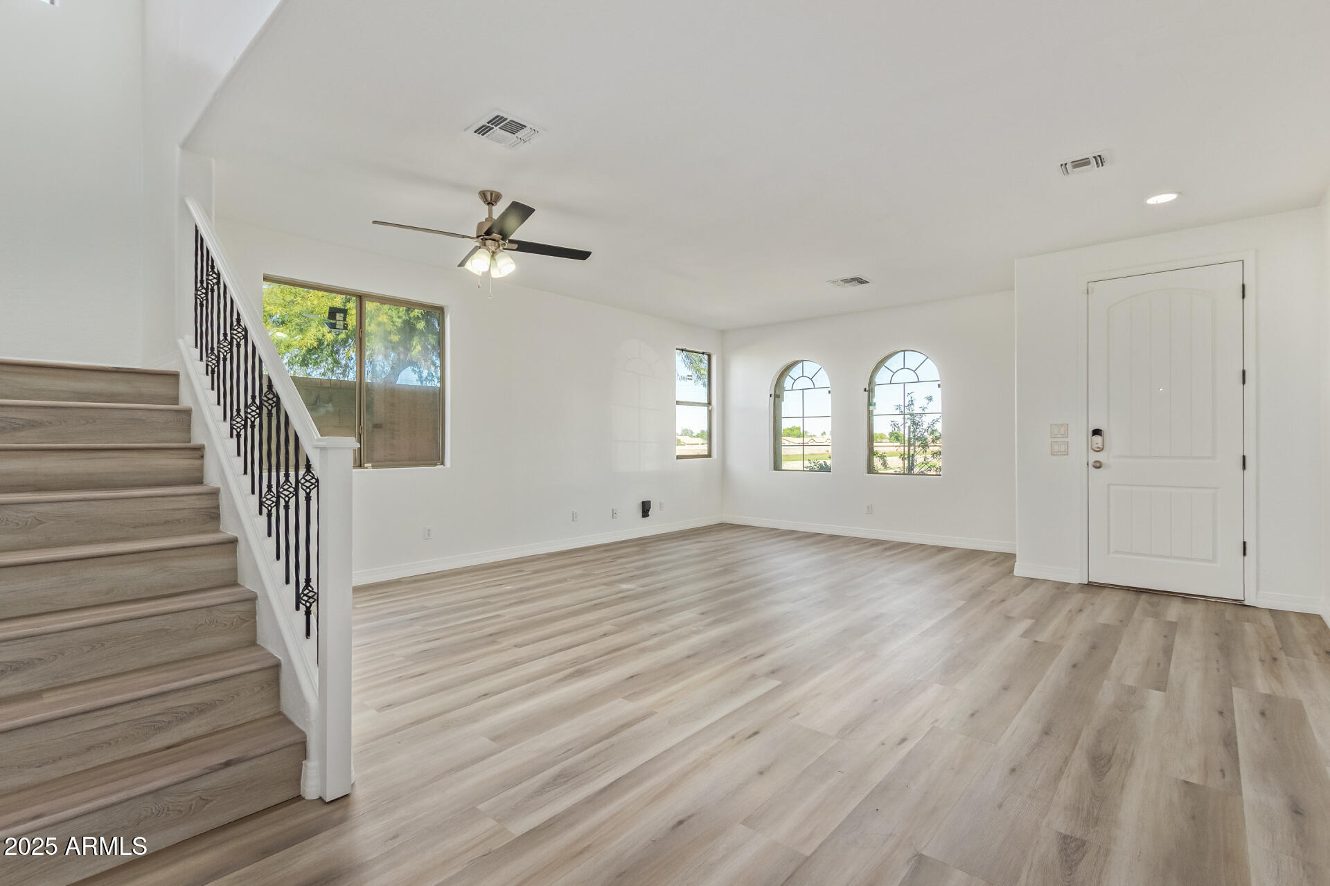 3853 East Claxton Avenue Gilbert, AZ 85297 - Photo 6 of 37 07 - Claxton