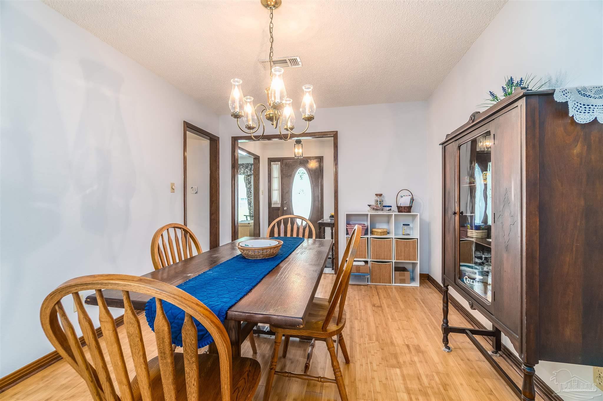 3530 Lemmington Road Pensacola, FL 32504 - Photo 9 of 36 Gallery Image 9