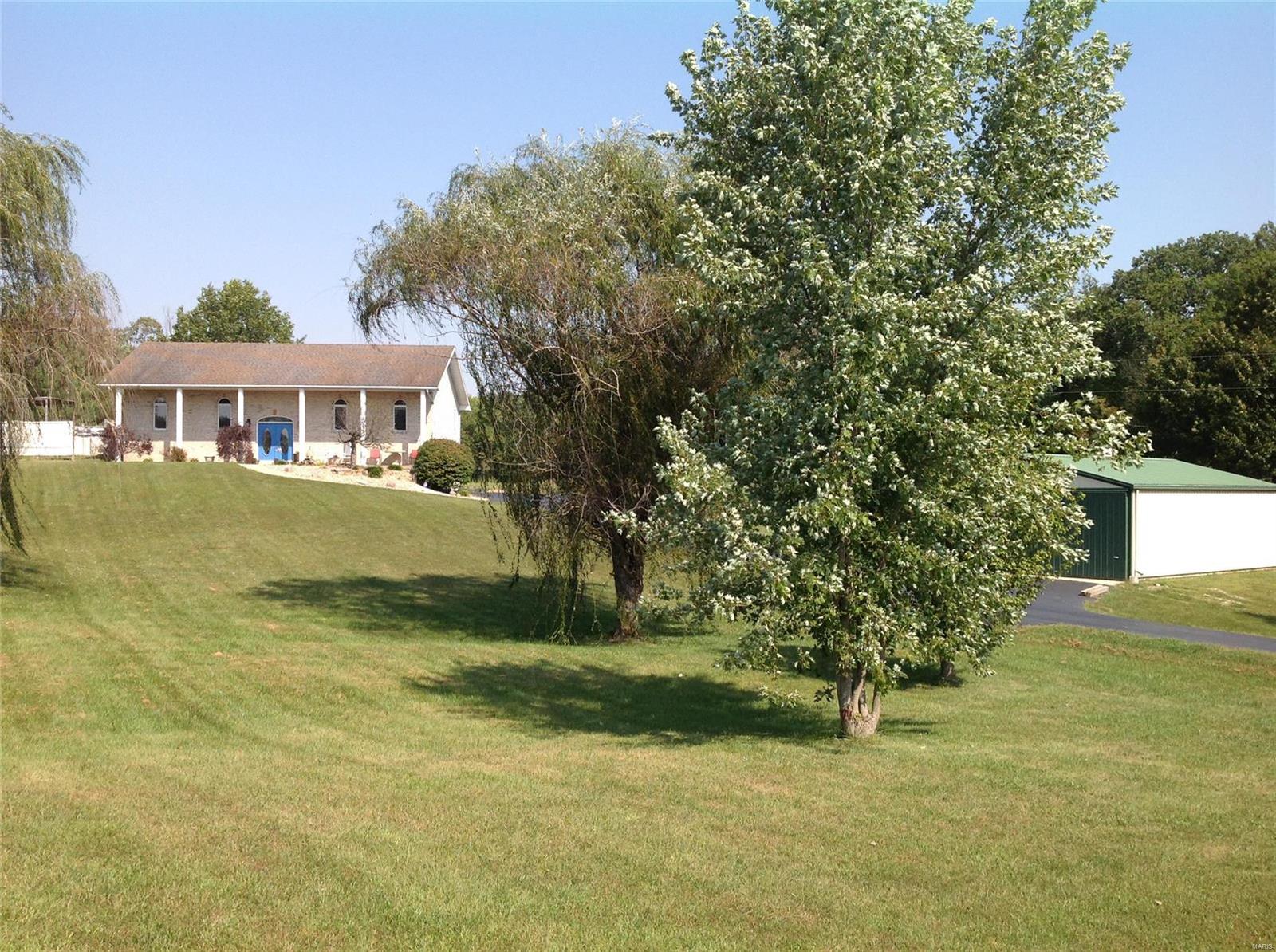 6577 Renken Road Moro, IL 62067 - Photo 3 of 62