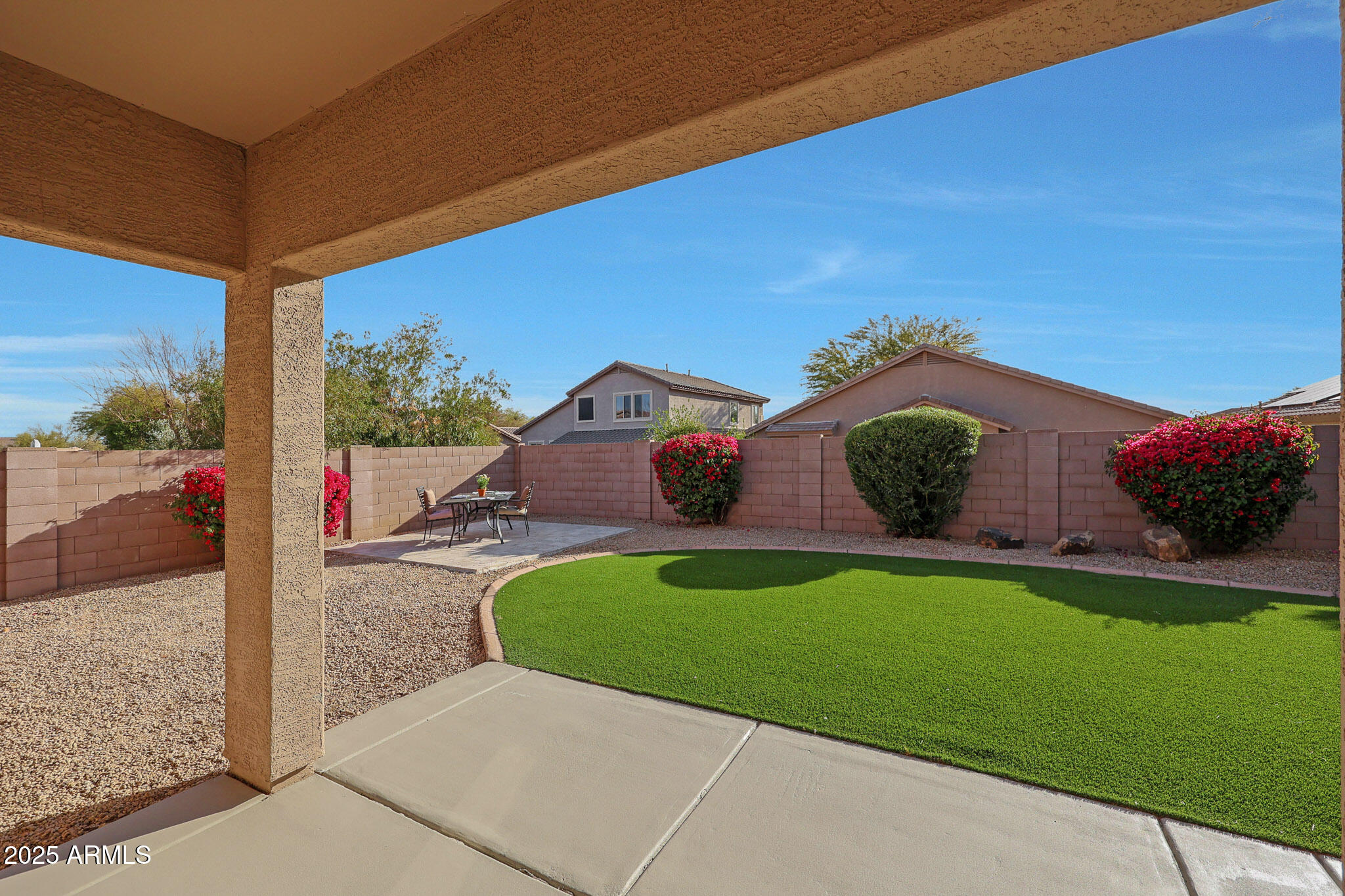 4841 East Kirkland Road Phoenix, AZ 85054 - Photo 23 of 29 Covered Patio and Backyard