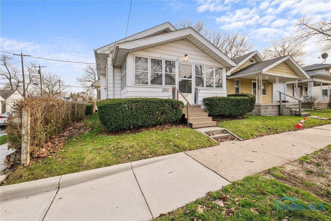 1801 Duncan Road Toledo, OH 43613 - Photo 2 of 25 Gallery Image 2