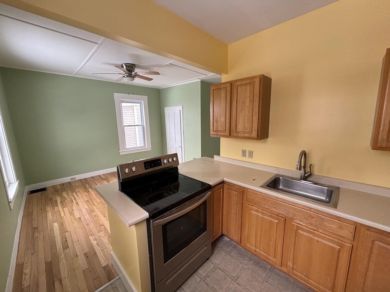 61 South Street, Unit 61 UP Concord, NH 03301 - Photo 11 of 15