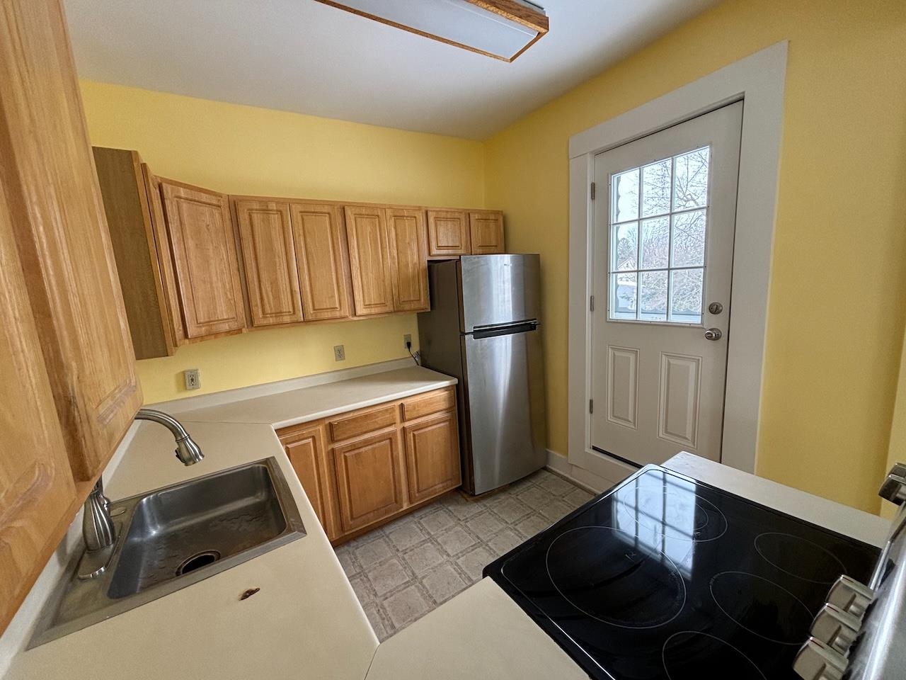 61 South Street, Unit 61 UP Concord, NH 03301 - Photo 12 of 15