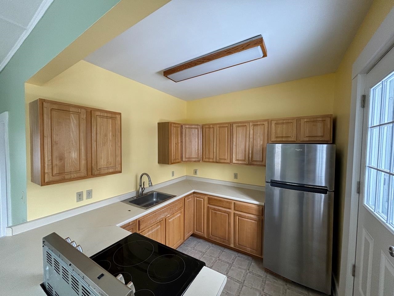 61 South Street, Unit 61 UP Concord, NH 03301 - Photo 10 of 15