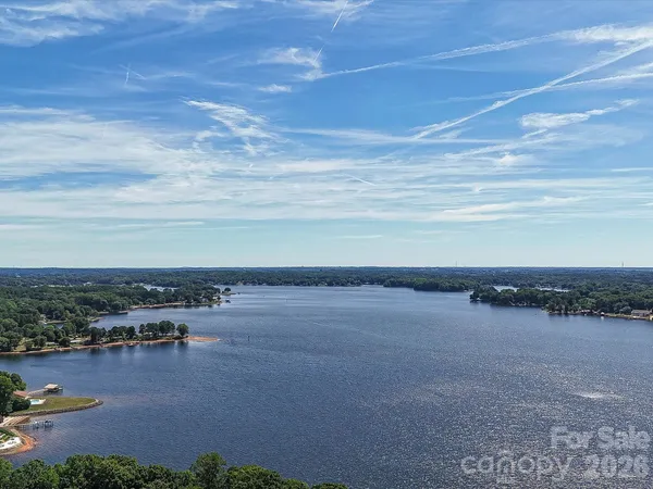 $199,800 | 8793 Peninsula Drive, Terrell, NC 28682