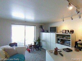 2531 Ridge Road White Lake, MI 48383 - Photo 16 of 21 LIBRARY DEN