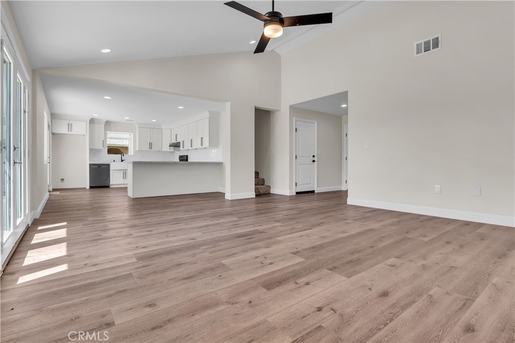 12524 Chanute Street Pacoima, CA 91331 - Photo 11 of 47 a view of kitchen and windows