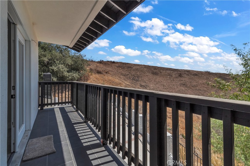 12524 Chanute Street Pacoima, CA 91331 - Photo 35 of 47 a view of balcony