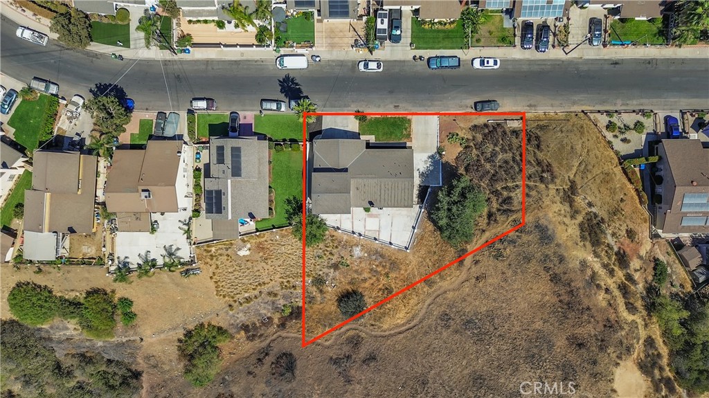 12524 Chanute Street Pacoima, CA 91331 - Photo 4 of 47 a view of building and street