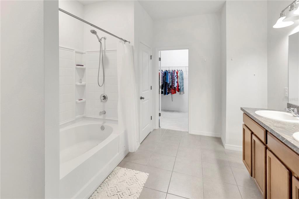 11530 Brighton Knoll Loop Riverview, FL 33579 - Photo 24 of 64