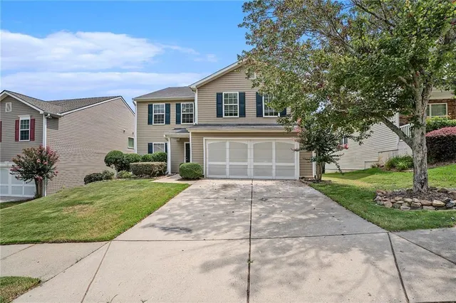 $2,500 | 3015 Whittier Way, Unit 3015, Cumming, GA 30040