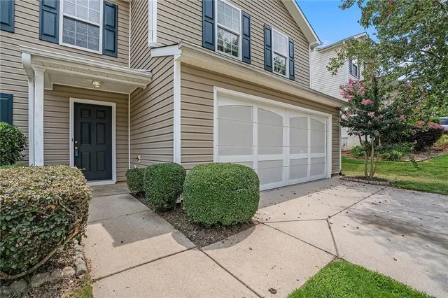 $2,500 | 3015 Whittier Way, Unit 3015, Cumming, GA 30040