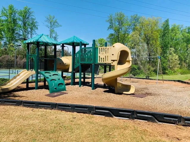 $2,500 | 3015 Whittier Way, Unit 3015, Cumming, GA 30040