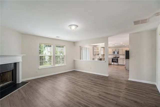 $2,500 | 3015 Whittier Way, Unit 3015, Cumming, GA 30040